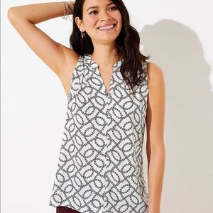 LOFT plus floral chain mixed media shell sz 22